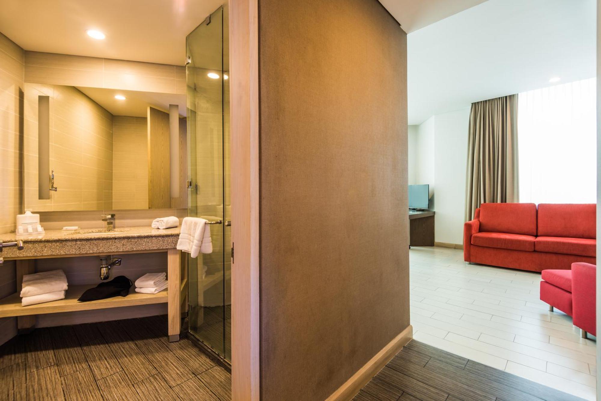 Hilton Garden Inn Barranquilla Барранкилья Экстерьер фото