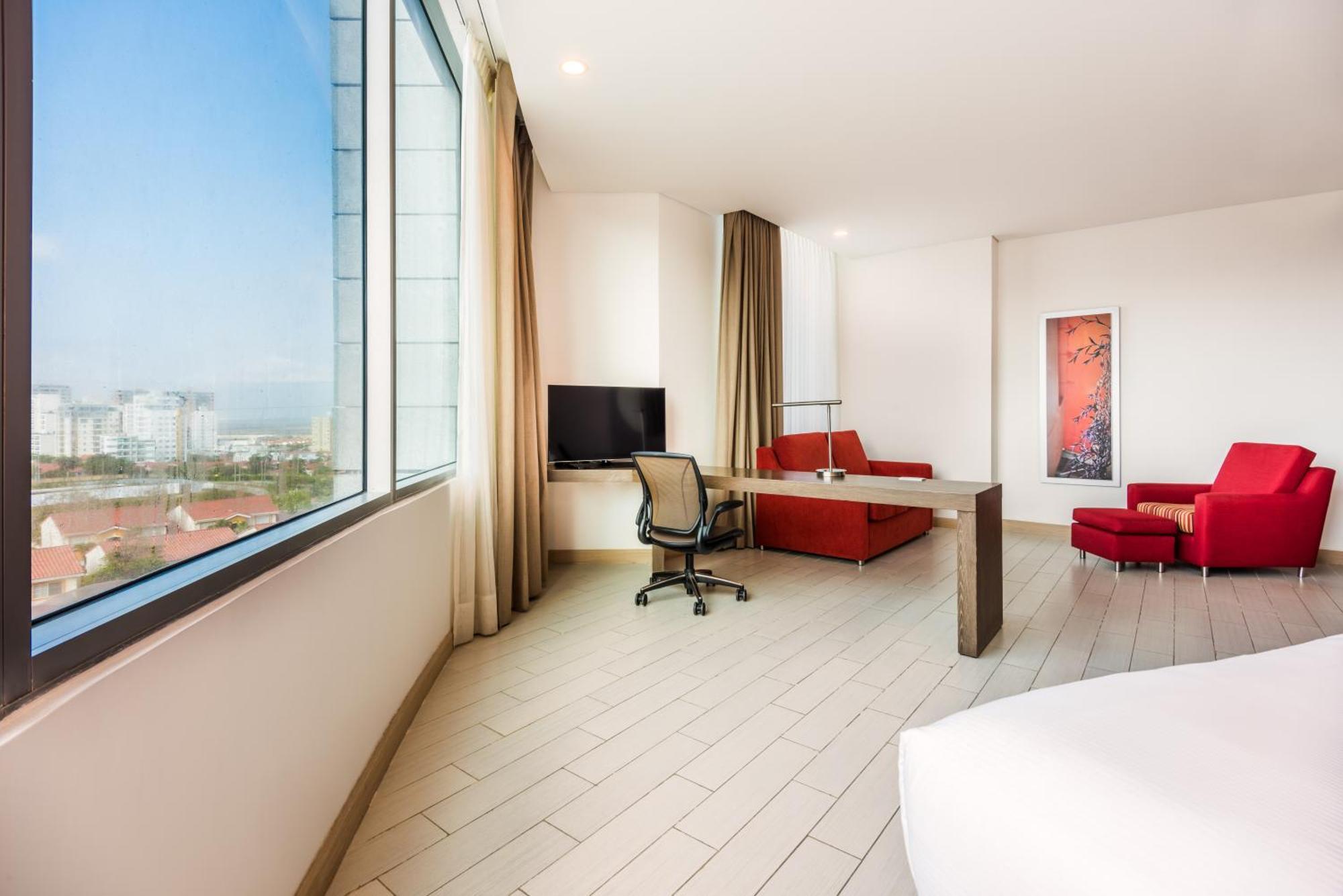 Hilton Garden Inn Barranquilla Барранкилья Экстерьер фото