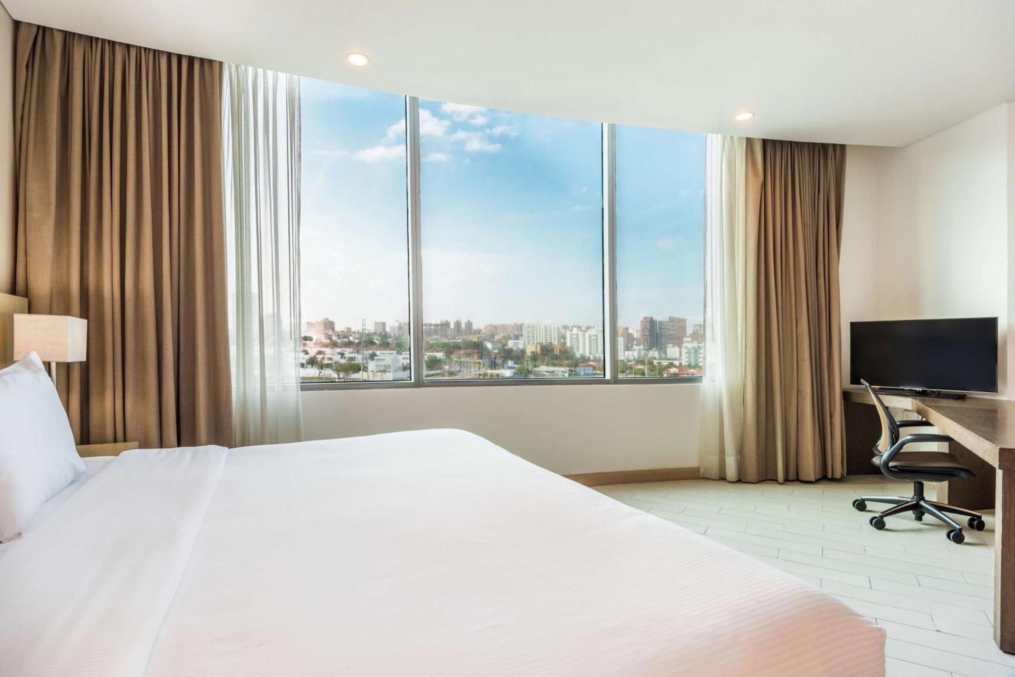 Hilton Garden Inn Barranquilla Барранкилья Экстерьер фото