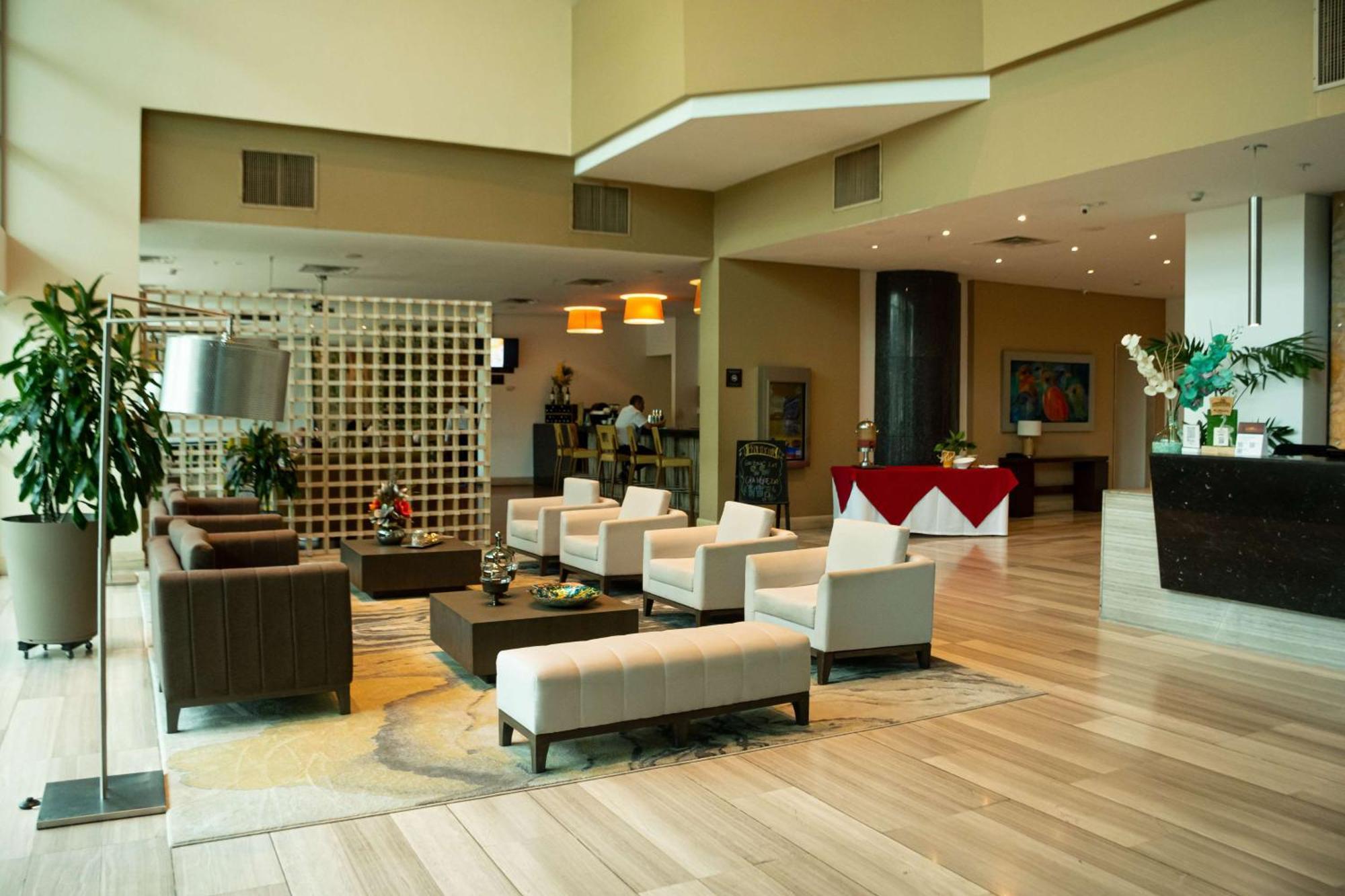 Hilton Garden Inn Barranquilla Барранкилья Экстерьер фото