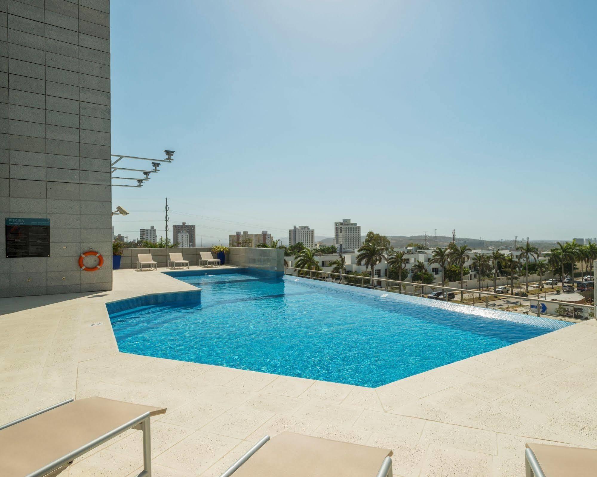 Hilton Garden Inn Barranquilla Барранкилья Экстерьер фото