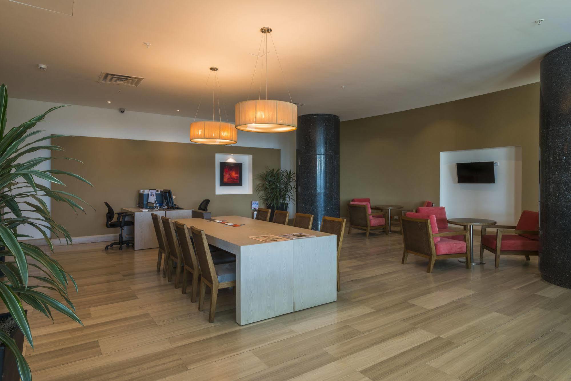 Hilton Garden Inn Barranquilla Барранкилья Экстерьер фото